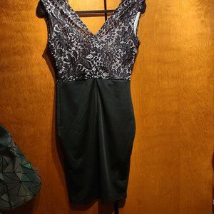 blck and lace dress